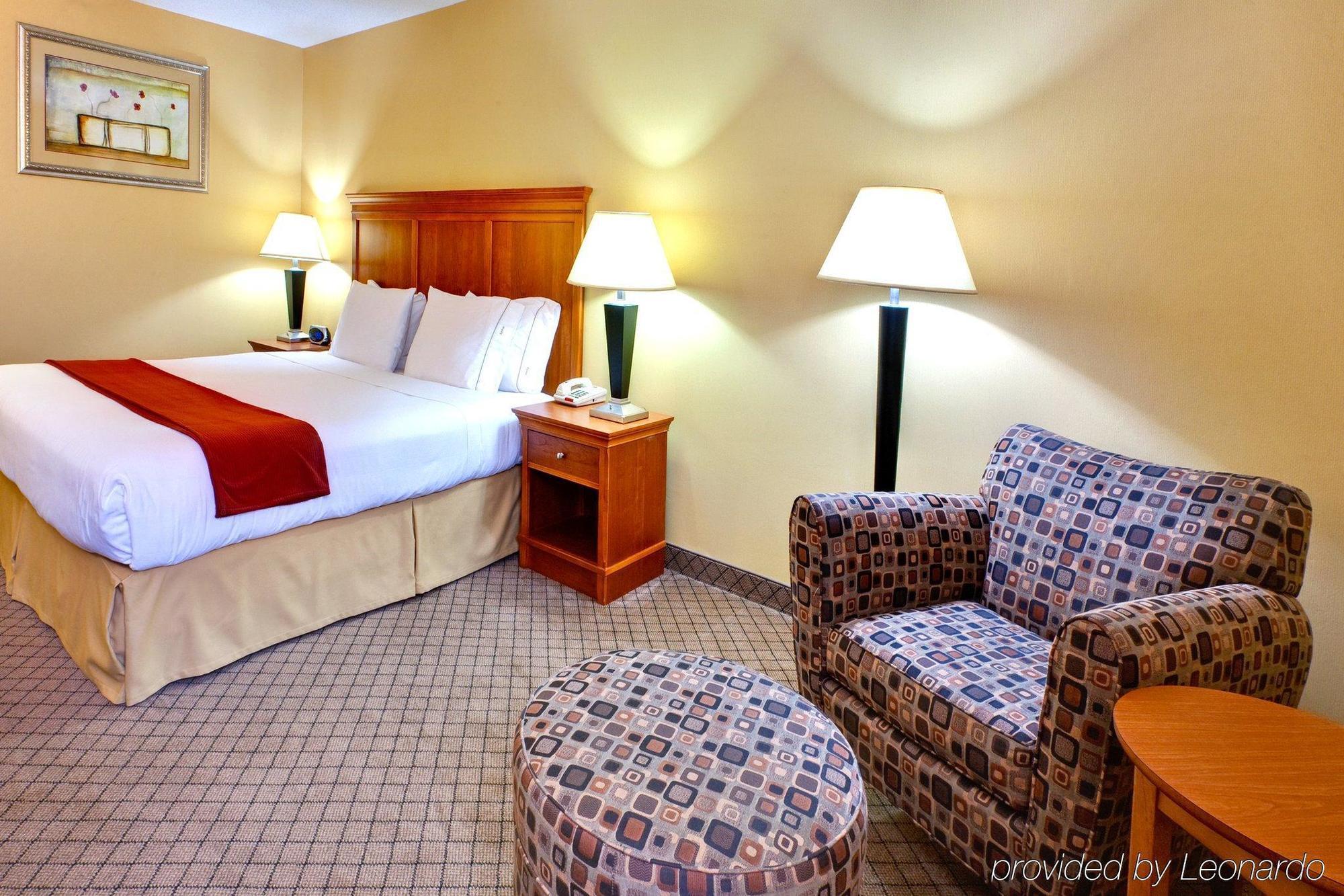 Holiday Inn Express Hurricane Mills Waverly By Ihg Exterior foto