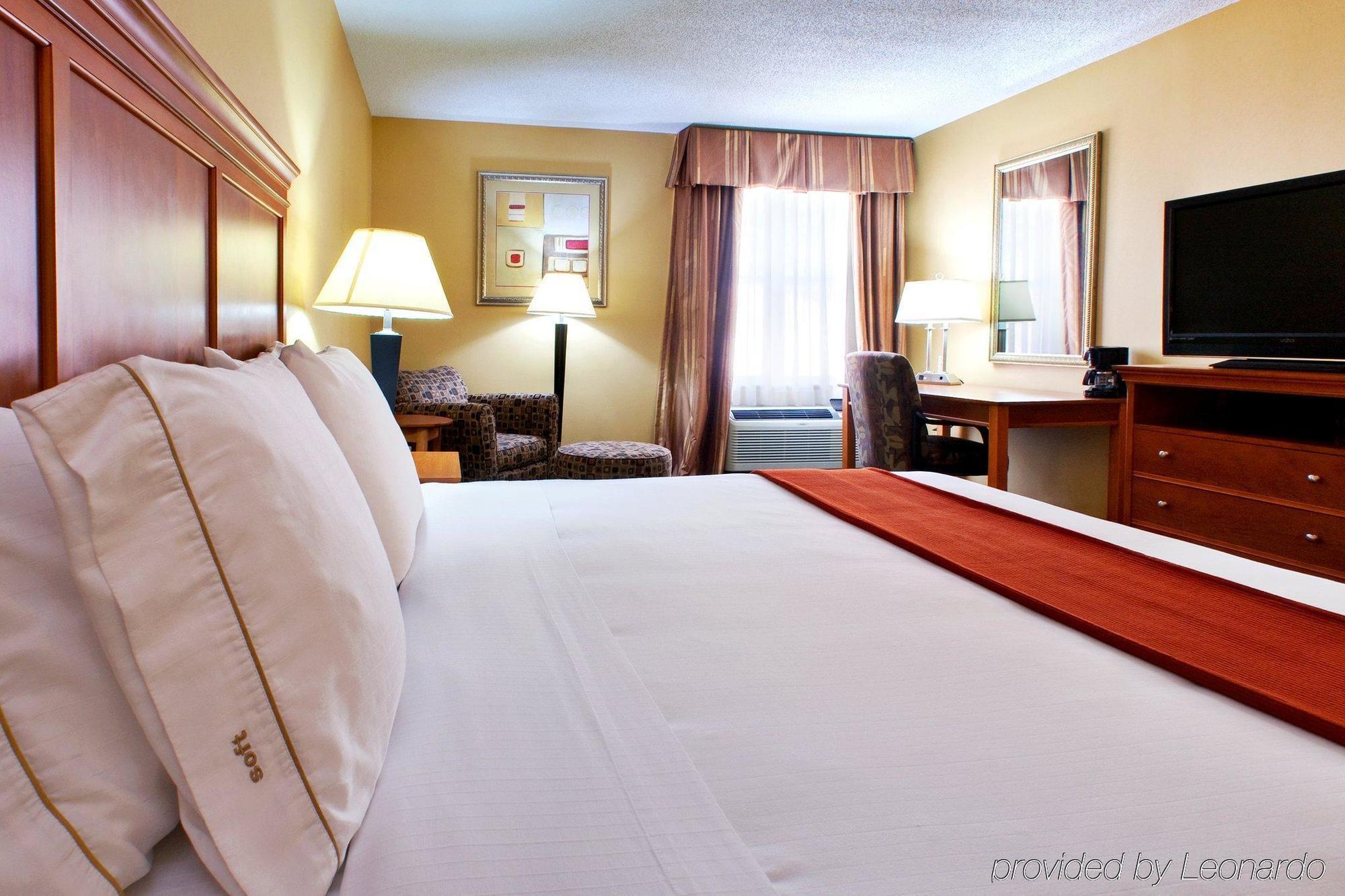Holiday Inn Express Hurricane Mills Waverly By Ihg Quarto foto